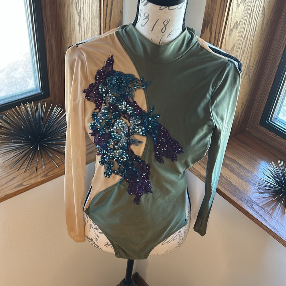 ilogear Green Dance Costume Long Sleeve Leotard Green Adult XS